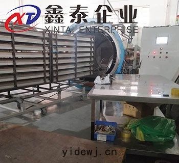玻(bō)璃(lí)纖(xiān)維熱壓(yā)罐